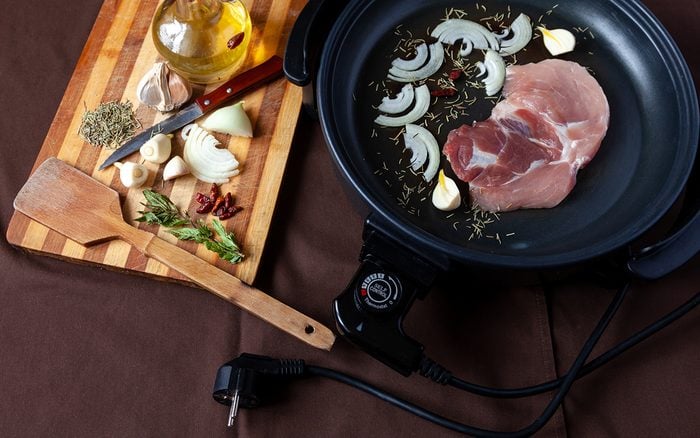 13 Dishes You Can Only Cook With a Fry Pan