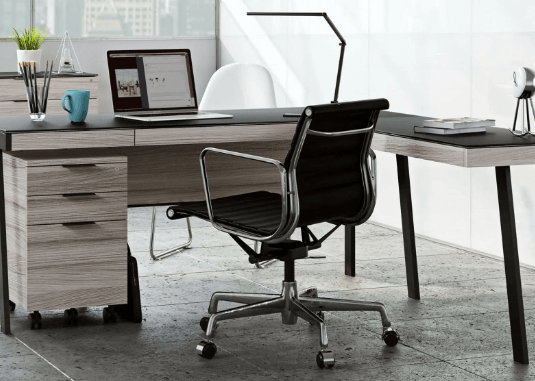 4 Features To Look For In a Modern Desk