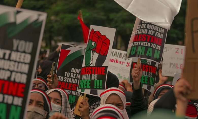 keyword influence on community