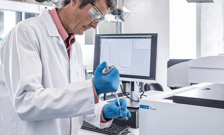 Choosing the Right UV Vis Spectrophotometer Manufacturer