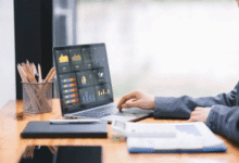 Data Mesh vs Centralized Data Warehouses