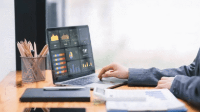Data Mesh vs Centralized Data Warehouses