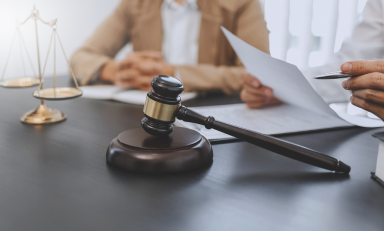How an Indianapolis Criminal Defense Lawyer Develops Strategic Defense Across Case Types