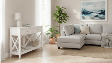 How to Choose the Right Wood Console Table for Your Entryway