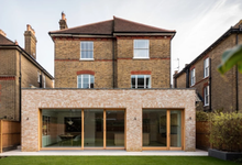Exterior Painting of Stylish Victorian Building in London: A Practical Expert Guide